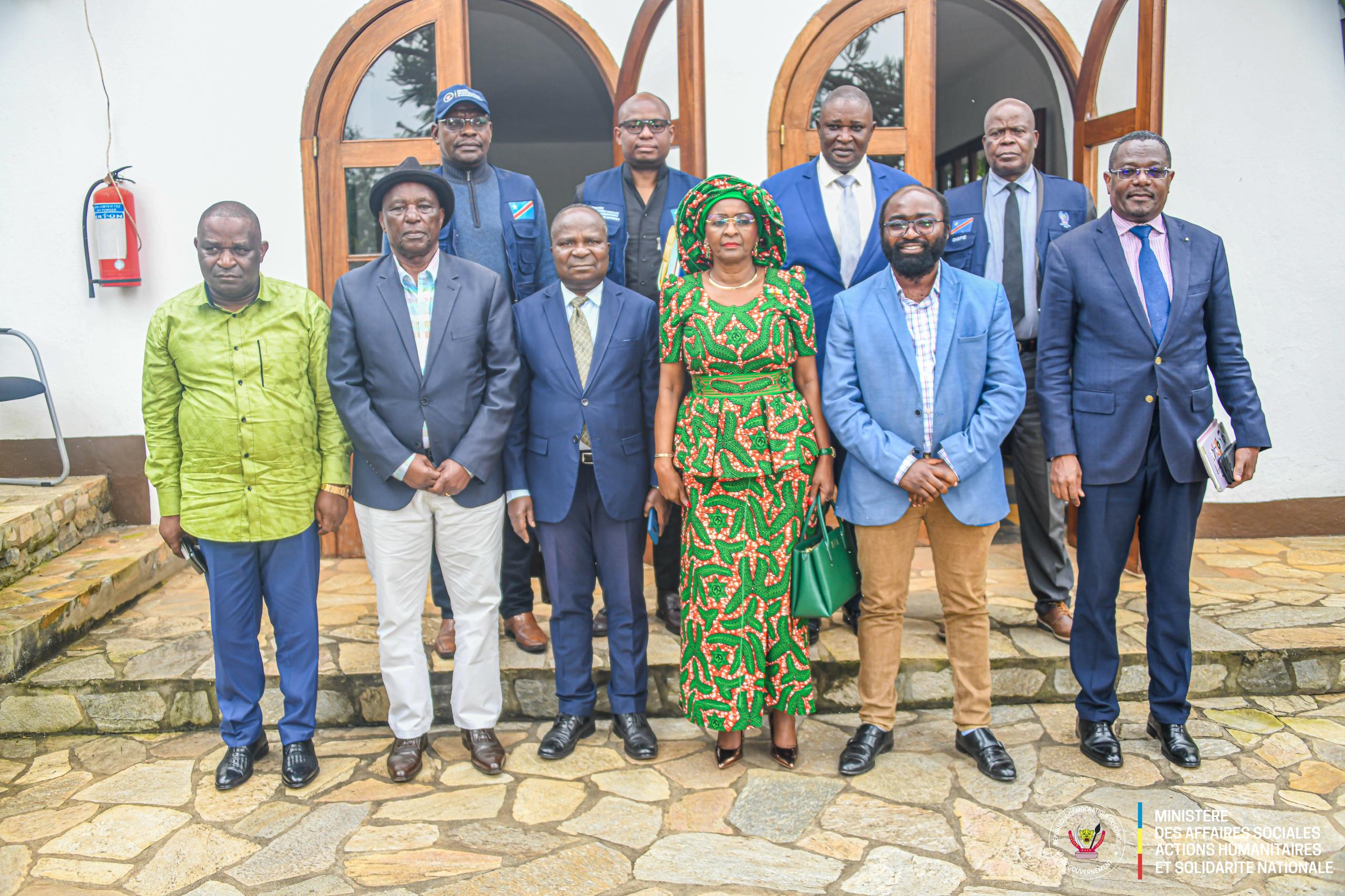 NATHALIE-AZIZA MUNANA ECHANGE AVEC LES DEPUTES PROVINCIAUX DU SUD-KIVU