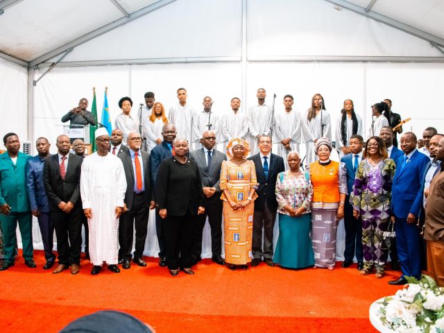 25 MAI 2025 : LA JOURNEE MONDIALE DE L’AFRIQUE CELEBREE EN COLLABORATION AVEC LE CORPS DIPLOMATIQUE DES AMBASSADEURS AFRICAINS ACCREDITES EN RDC ET MARQUEE PAR UNE ASSISTANCE HUMANITAIRE AUX SINISTRES DES INONDATIONS DE KINSHASA.