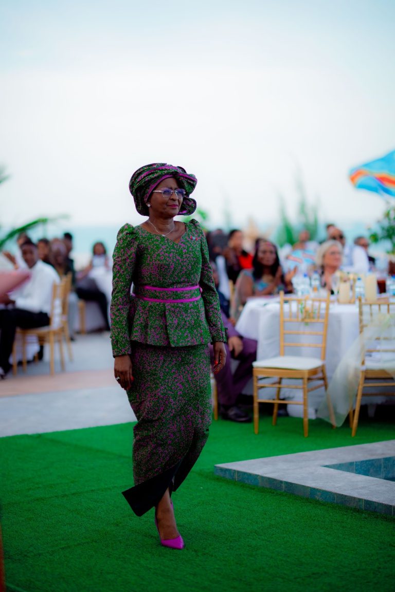 ZANZIBAR : NATHALIE-AZIZA MUNANA ÉLEVÉE AU RANG DE SA GRANDEUR PAR GREATNESS UNIVERSITY – LONDON, UK